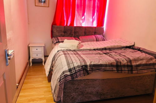 Photo 1 - Economical 2BR Small Furnished Annex-high Wycombe