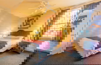 Photo 4 - Ebb Tide Suites