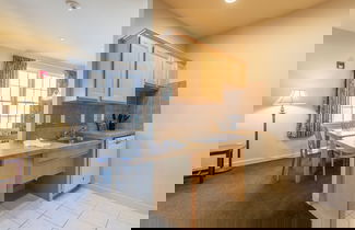 Photo 11 - Ebb Tide Suites