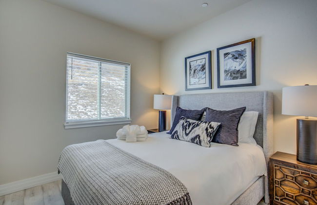 4BR Mnt Viewsmodern Urbanityrooftop Patio - Foto 2