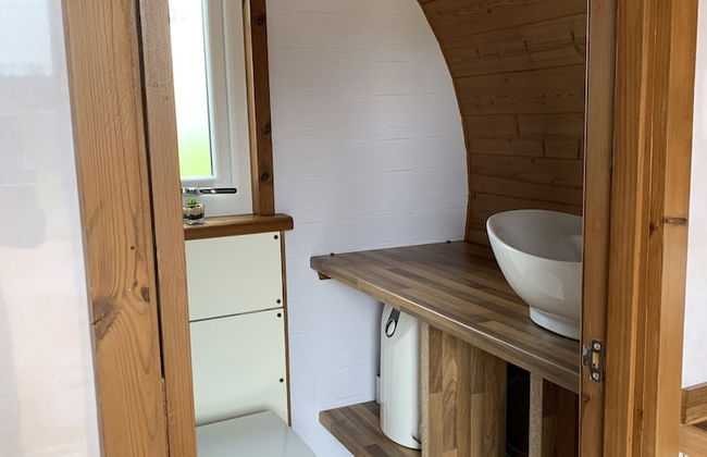 Acdc Glamping, Campervan , Caravan and Tent Resort - Foto 4