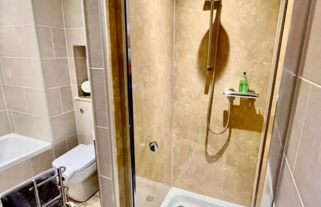 Stunning Spacious Apartment on River Ness - Foto 14