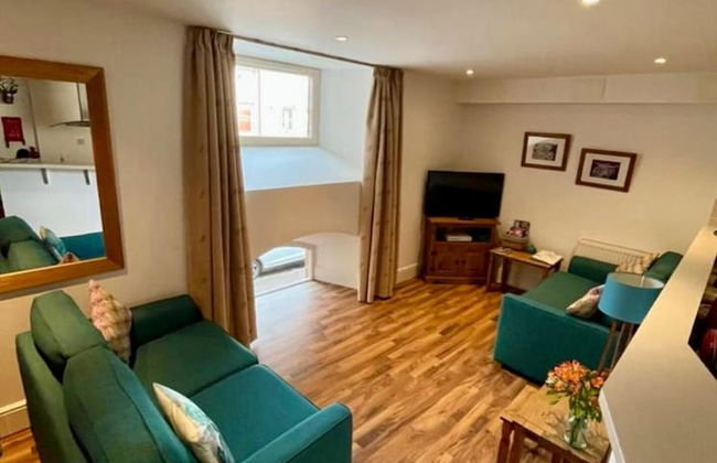 Stunning Spacious Apartment on River Ness - Foto 1