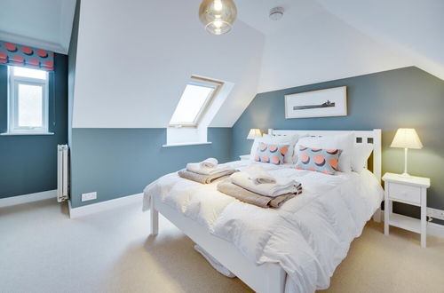 Photo 5 - Super 5 Bedroom Family Friendly Retreat Rustington