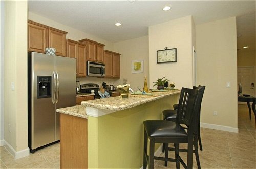 Photo 13 - Paradise Palms- 5 Bed Townhome W/splashpool-3020pp 5 Bedroom Townhouse by RedAwning