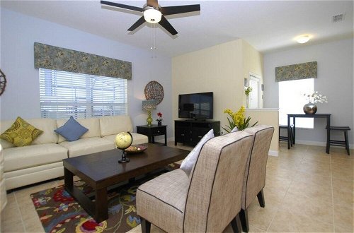 Photo 19 - Paradise Palms- 5 Bed Townhome W/splashpool-3020pp 5 Bedroom Townhouse by RedAwning