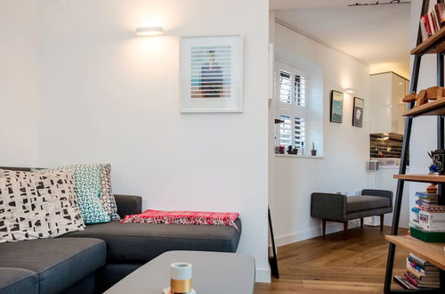 Photo 13 - Stunning 1 Bedroom Apartment Nearby Borough Market