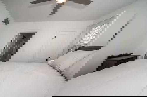 Photo 3 - Devou Park Cottage 1