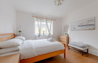 Photo 2 - Stylish and Central 1 Bedroom Flat in Maida Vale