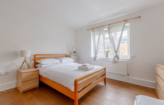 Photo 3 - Stylish and Central 1 Bedroom Flat in Maida Vale