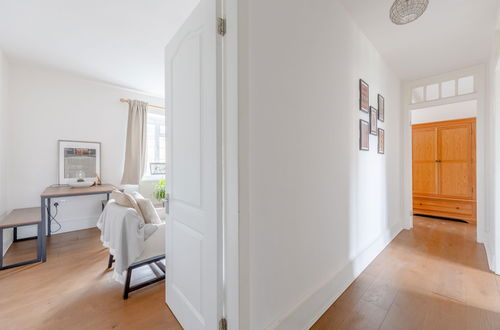 Photo 26 - Stylish and Central 1 Bedroom Flat in Maida Vale