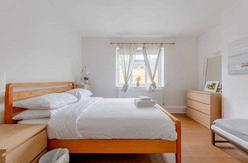 Photo 5 - Stylish and Central 1 Bedroom Flat in Maida Vale