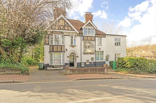 Foto 13 - Stylish 1-bed Apartment in Tunbridge Wells