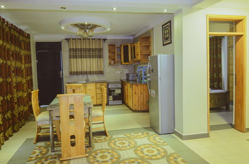 Photo 4 - Evelyn Apartments Kampala