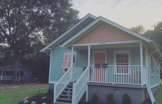 Clemson Memorabilia House - Foto 25
