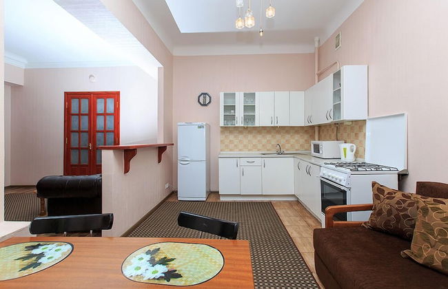 Apartments Kreshchatik 27-18 - Photo 10