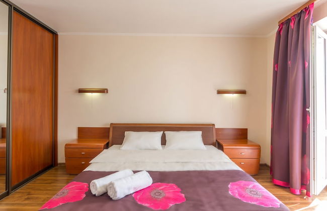 Central Dayflat Apartments - Photo 10