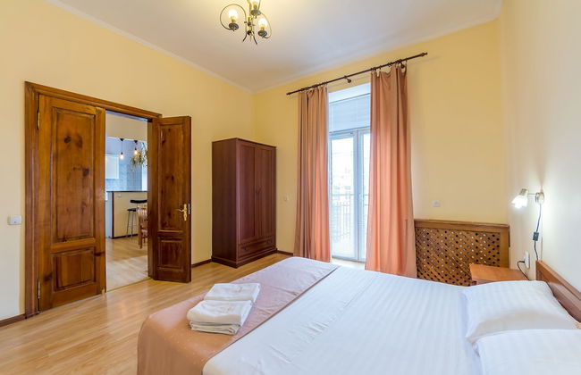 Central Dayflat Apartments - Photo 19