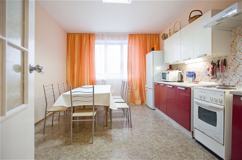 Foto 17 - Hello Apartments on Komendantskiy 17