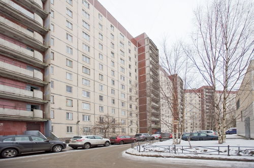 Photo 27 - Hello Apartments on Komendantskiy 17