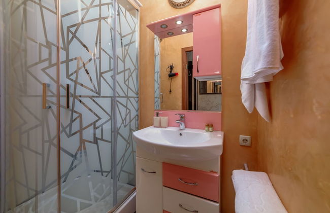 Art Suites on Deribasovskaya 10 - Photo 22