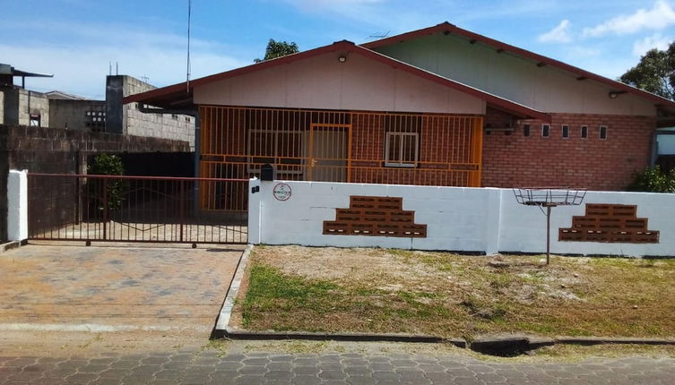 Foto 1 - Stunning 3-bed House in Paramaribo, Suriname