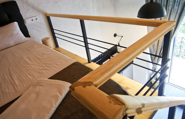 Mezzanine White - Photo 12