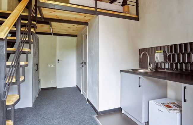 Mezzanine White - Photo 14