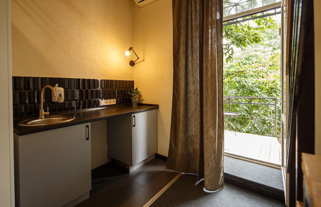 Mezzanine White - Photo 6