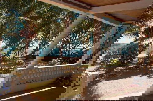 Photo 1 - Villa Sambatra