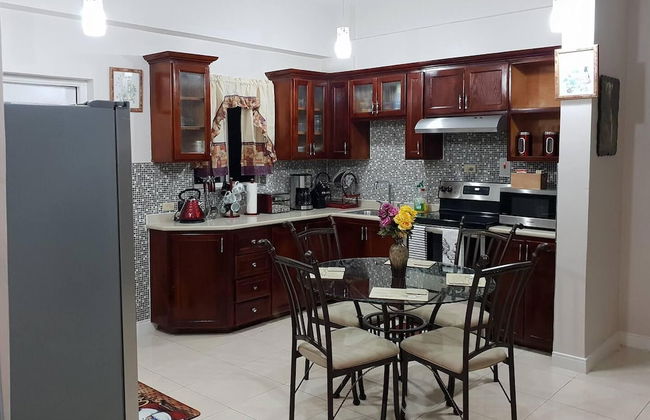 Lovely 2-bed Apartment in the New Kingston Area - Photo 6