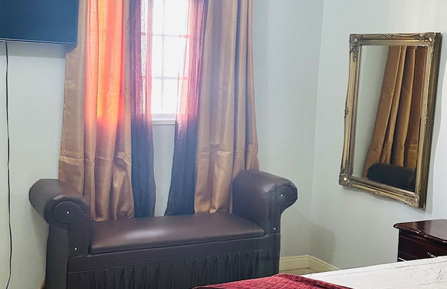 Lovely 2-bed Apartment in the New Kingston Area - Photo 3