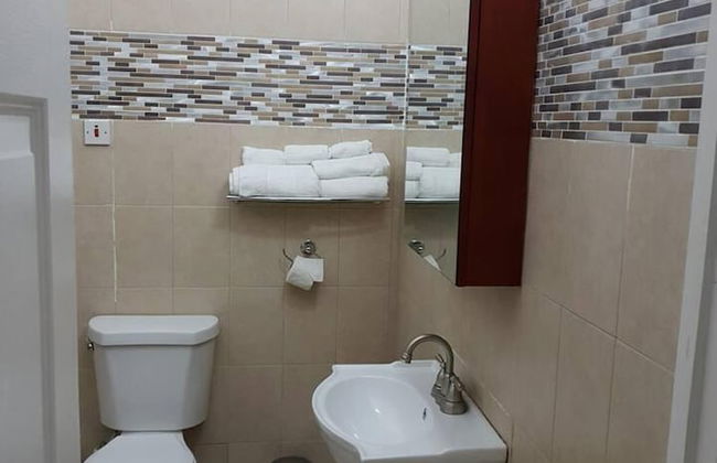 Lovely 2-bed Apartment in the New Kingston Area - Photo 13