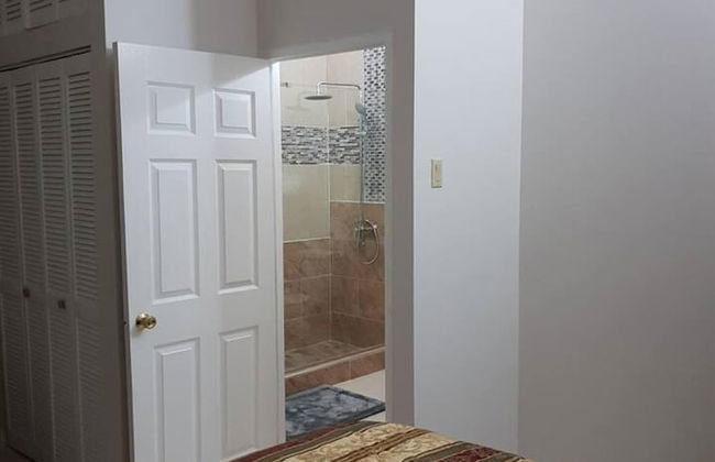 Lovely 2-bed Apartment in the New Kingston Area - Photo 15