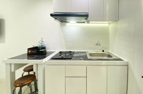 Foto 13 - Modern Design And Cozy Studio At Bassura City Apartment