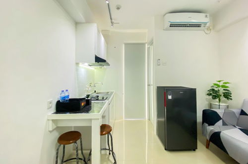 Foto 10 - Modern Design And Cozy Studio At Bassura City Apartment