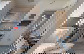 Photo 1 - Elvita Apartments 3
