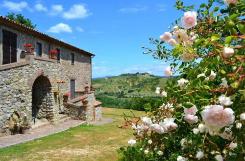 Photo 25 - Casale Montemoro With Pool