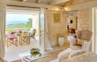 Photo 3 - Kallista House - Beautifully Appointed 3 bed Villa