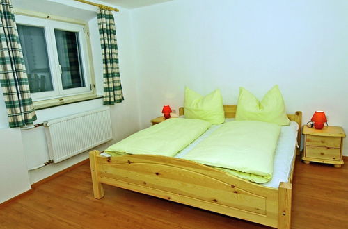 Photo 6 - Cozy Holiday Home With Sauna in Otz