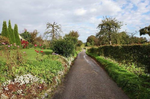 Photo 26 - Elegant Holiday Home in Epen With Fenced Garden