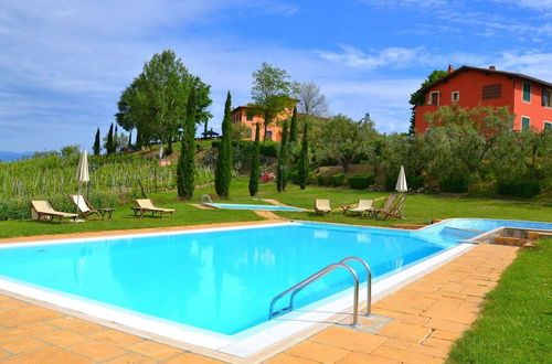 Photo 12 - Holiday Home With Swimming Pool With Bubble Bath and Children's Pool