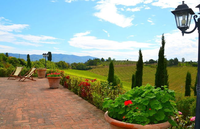 Belvilla by OYO Holiday Home With Pool in Stabbia - Foto 1