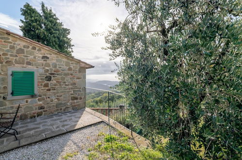 Photo 8 - Historic Farmhouse in Caprese Michelangelo With Pool