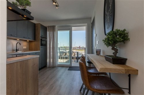 Foto 6 - Bright Modern Apartment With Large Balconies, Located Directly on the Marina
