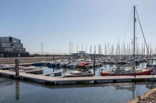 Photo 22 - Bright Modern Apartment With Large Balconies, Located Directly on the Marina