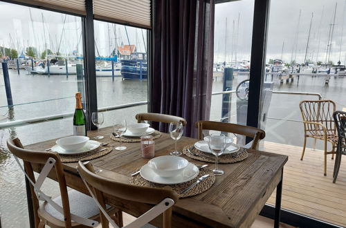 Photo 22 - Luxury Houseboat in Volendam Marina