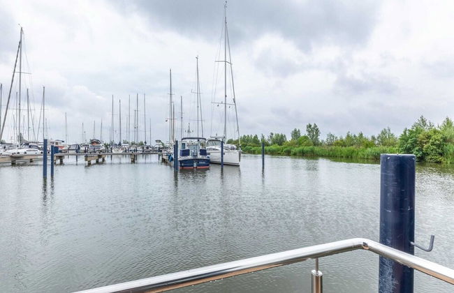 Luxury Houseboat in Volendam Marina - Foto 32