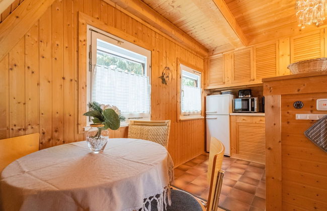 Cozy Forest Hideaway in Suhl - Photo 12