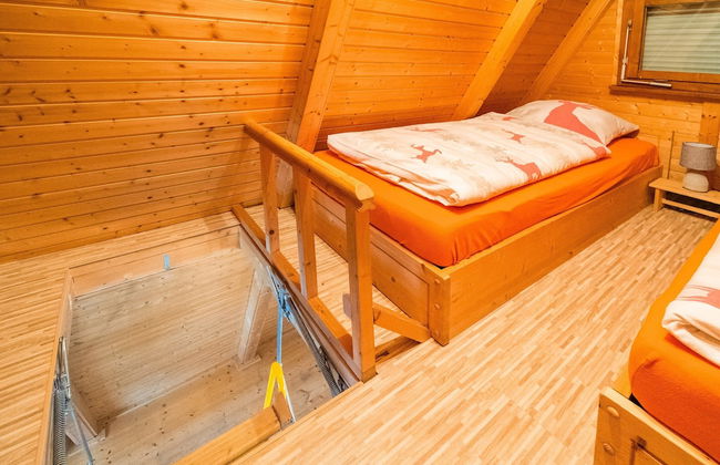 Cozy Forest Hideaway in Suhl - Photo 2